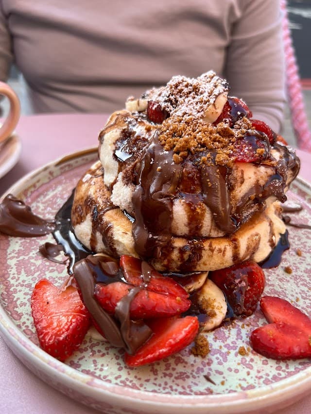 CA Japanese Pancakes — fluffy soufflé pancakes